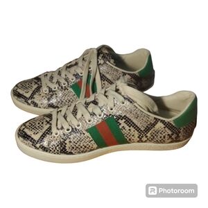Gucci Ace Python print sneakers size 9 womens/7 Men